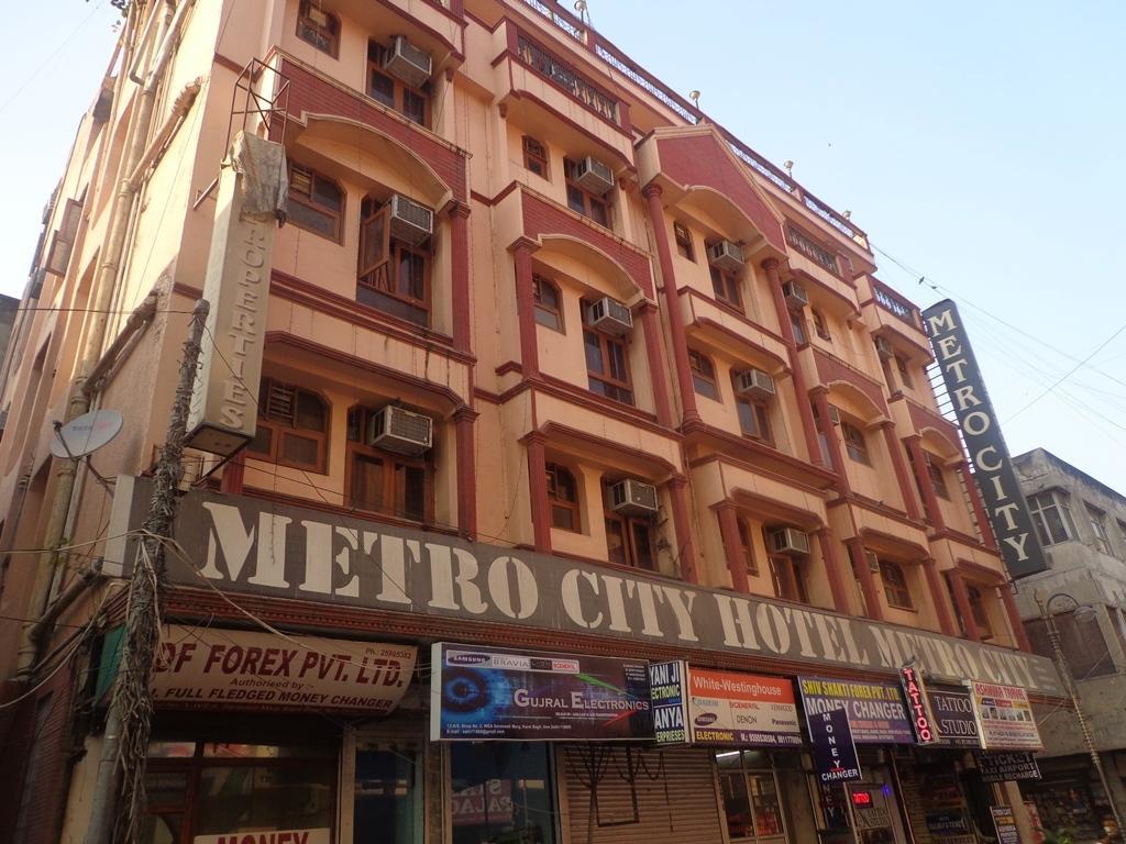 Metro City デリー エクステリア 写真